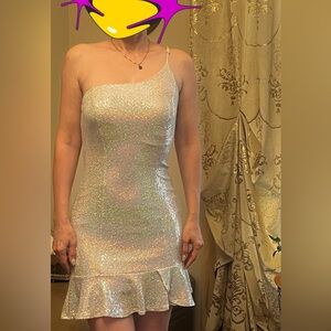 Elegant dress one time used for shooting